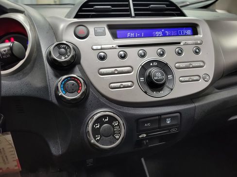 Used 2013 Honda Fit image 18