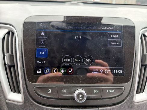 Used 2024 Chevrolet Malibu LT FWD image 20