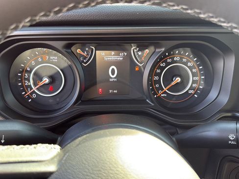 New 2025 Jeep Gladiator Sport image 16