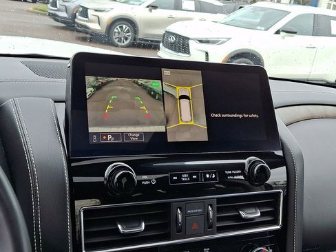 Used 2022 INFINITI QX80 Premium Select w/ Cargo Package image 19