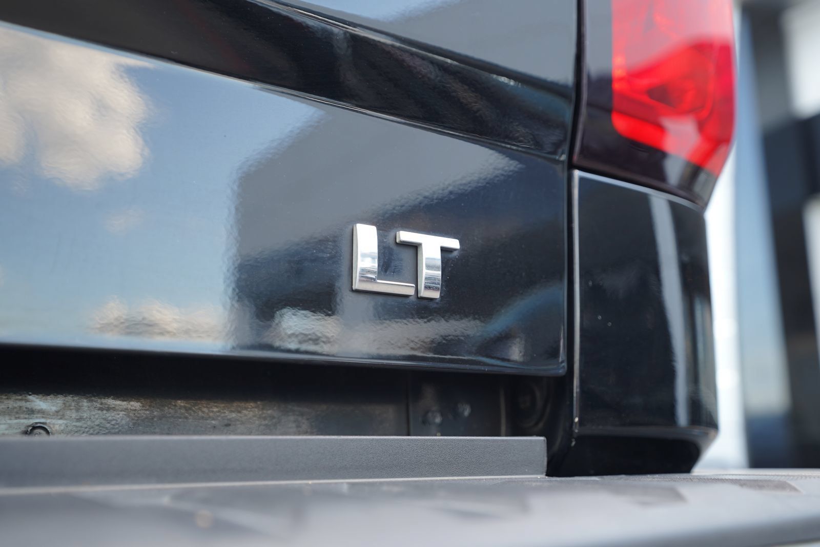 Used 2018 Chevrolet Silverado 1500 LT w/ Texas Edition RWD image 20