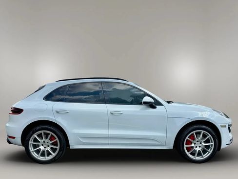 Used 2018 Porsche Macan Turbo AWD/4WD image 6