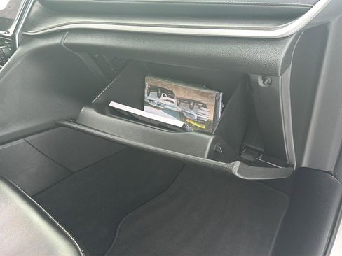 Used 2023 Jeep Grand Cherokee 4WD 4xe image 36