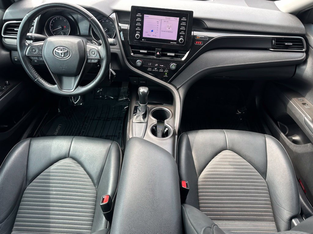 Used 2021 Toyota Camry SE FWD image 18