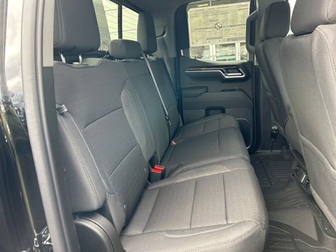 New 2026 GMC Sierra 1500 SLE w/ Preferred Package image 30