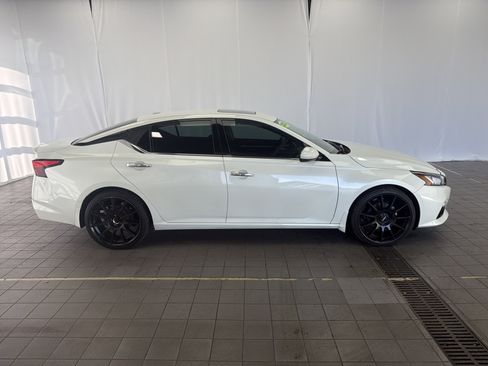 Used 2022 Nissan Altima 2.5 SL image 4