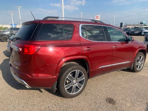 Used 2018 GMC Acadia Denali AWD/4WD image 3