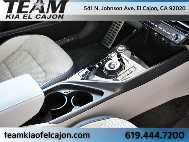 New 2026 Kia Niro Wave w/ Wave Preserve Package FWD image 13