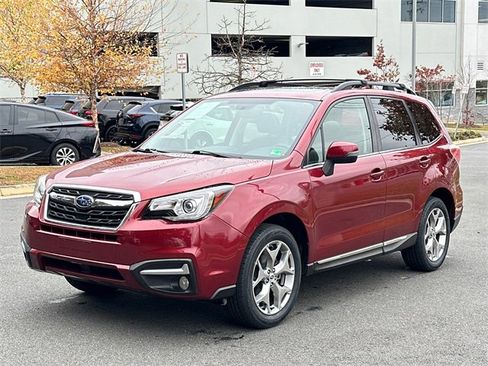 Used 2018 Subaru Forester 2.5i Touring w/ Popular Package #3B image 2