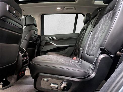 New 2026 BMW X7 xDrive40i w/ Executive Package image 17