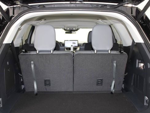 New 2026 Ford Explorer Active image 15