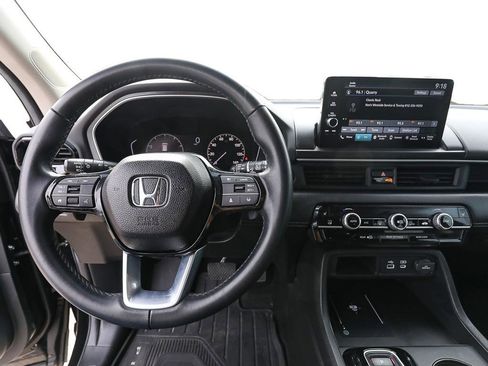 Used 2024 Honda Pilot EX-L image 13