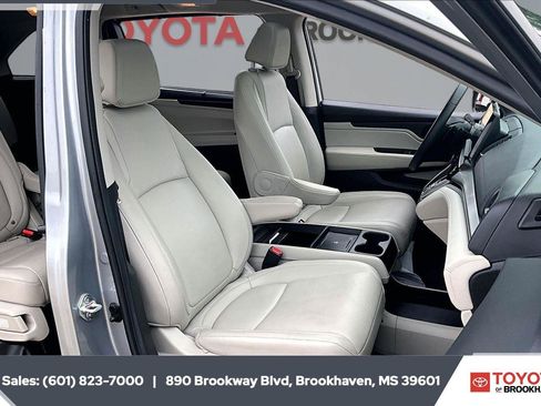 Used 2025 Honda Odyssey EX-L image 6