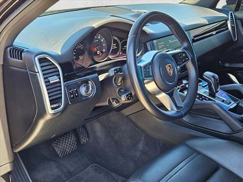 Used 2019 Porsche Cayenne AWD/4WD image 10