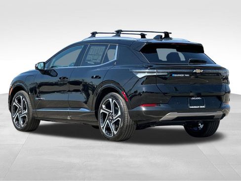 New 2026 Chevrolet Equinox EV LT w/ Convenience Package II AWD/4WD image 3