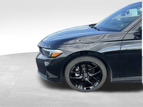 Used 2025 Honda Civic Sport image 12