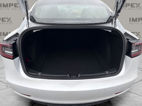 Used 2019 Tesla Model 3 Standard Range Plus image 31