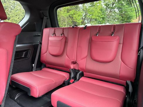 Used 2022 Lexus GX 460 Premium w/ Accessory Package AWD/4WD image 21