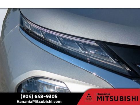 Used 2025 Mitsubishi Outlander ES image 10
