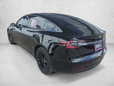 Used 2021 Tesla Model 3 Standard Range Plus RWD image 3