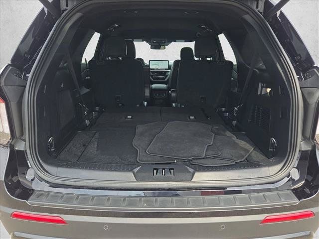 Used 2025 Ford Explorer ST-Line w/ Premium Package RWD image 6