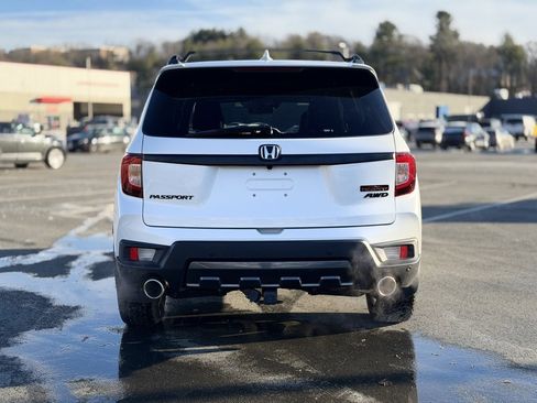Used 2022 Honda Passport TrailSport image 5