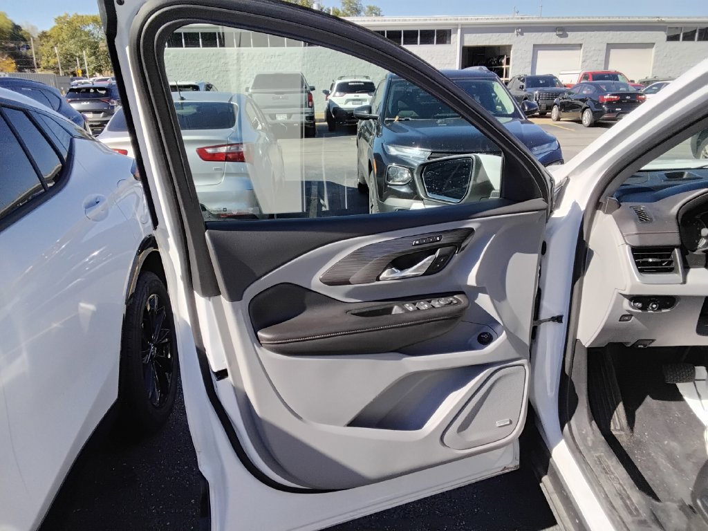 Used 2019 GMC Terrain SLT w/ Preferred Package FWD image 10