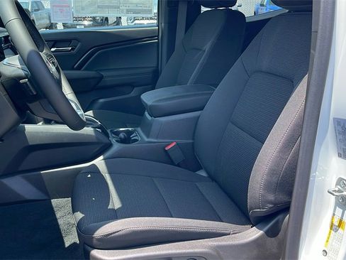 New 2025 GMC Canyon Elevation w/ Convenience Package image 10