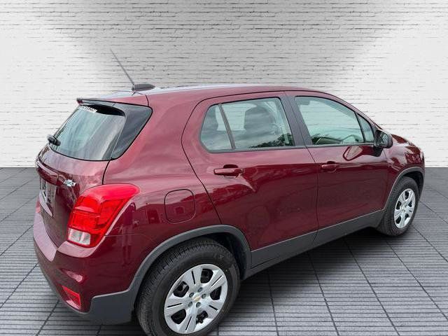Used 2017 Chevrolet Trax LS FWD image 5