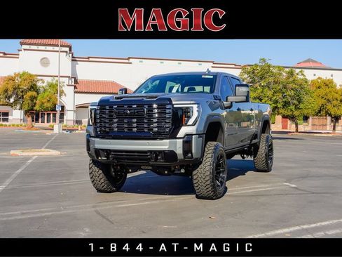New 2026 GMC Sierra 2500 Denali w/ Denali Reserve Package AWD/4WD image 1