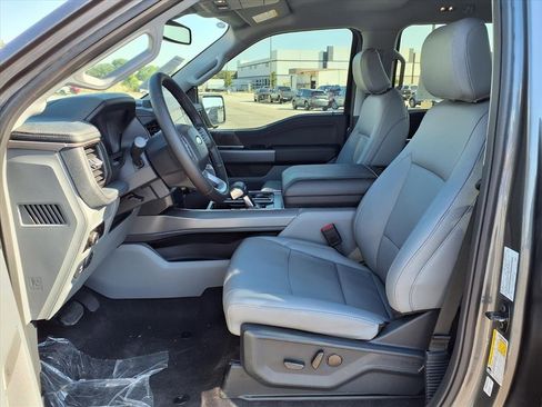 New 2025 Ford F150 Lightning Flash image 19