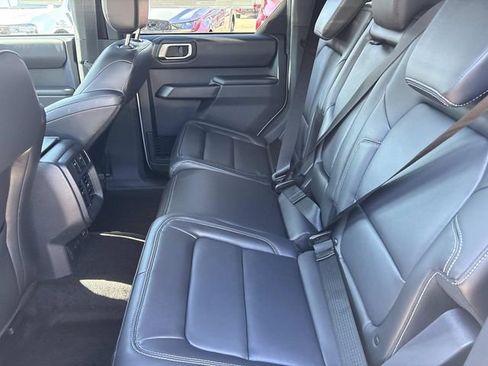 New 2026 Ford Bronco Outer Banks w/ Sasquatch Package AWD/4WD image 18