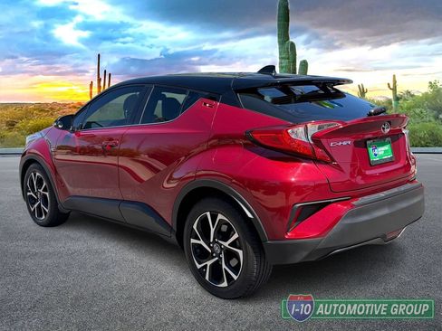 Used 2019 Toyota C-HR Limited FWD image 7