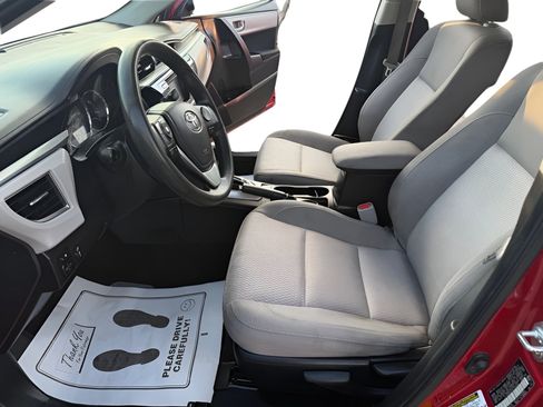 Used 2014 Toyota Corolla LE FWD image 9