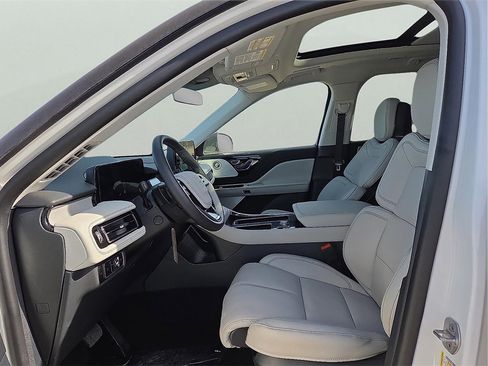 New 2025 Lincoln Aviator Reserve w/ Equipment Group 201A image 12