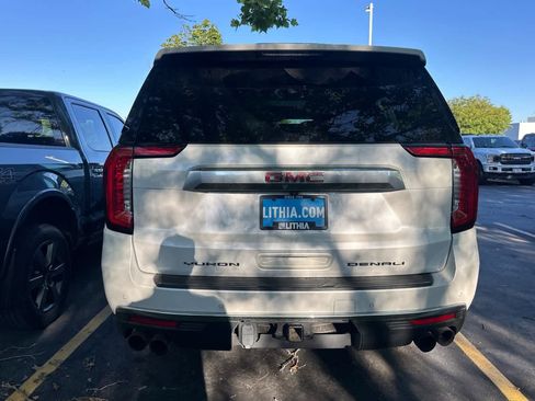 Used 2021 GMC Yukon XL Denali AWD/4WD image 5