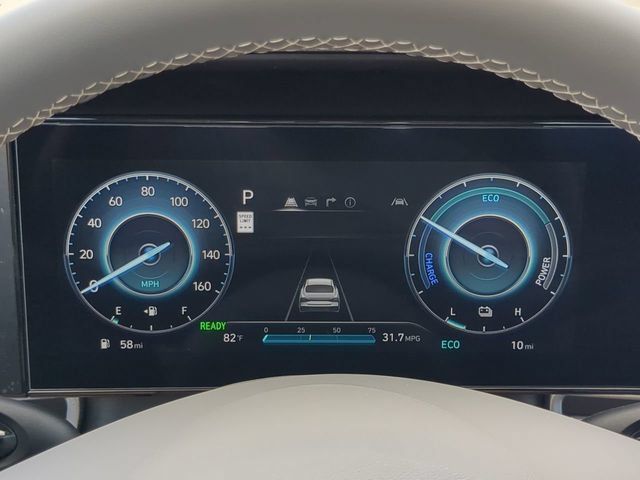 New 2025 Hyundai Elantra SEL FWD image 25