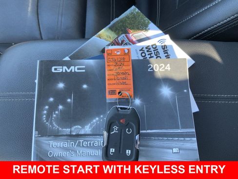 Used 2024 GMC Terrain Denali w/ Denali Premium Package AWD/4WD image 65