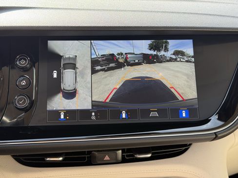 Used 2023 Buick Envision Avenir image 21