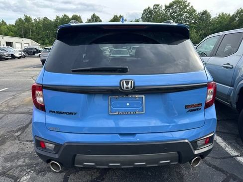 Used 2024 Honda Passport TrailSport image 5