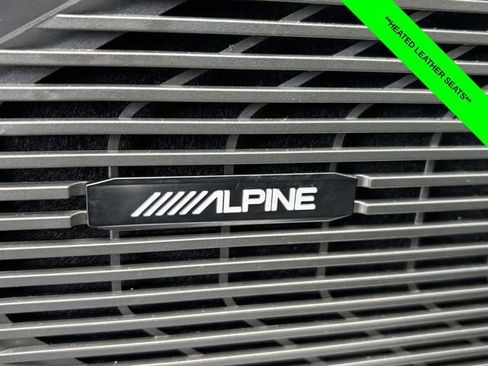 Used 2023 Jeep Wagoneer L Series II image 11