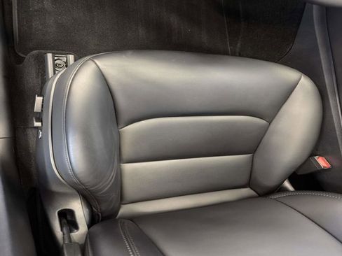 Used 2025 Tesla Model Y Long Range image 12