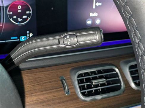 New 2026 Mercedes-Benz GLS 450 4MATIC image 12