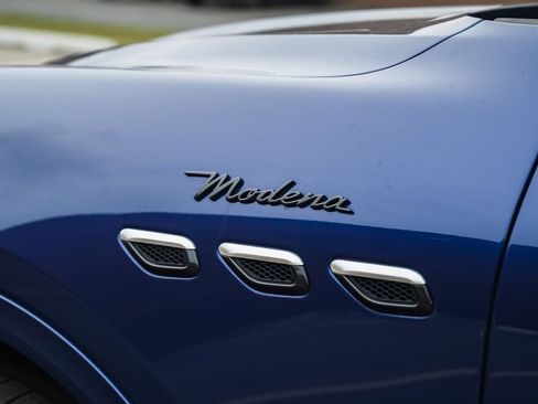 Used 2023 Maserati Grecale Modena AWD/4WD image 14