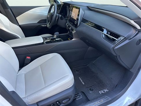 Used 2023 Lexus RX 350 FWD image 15
