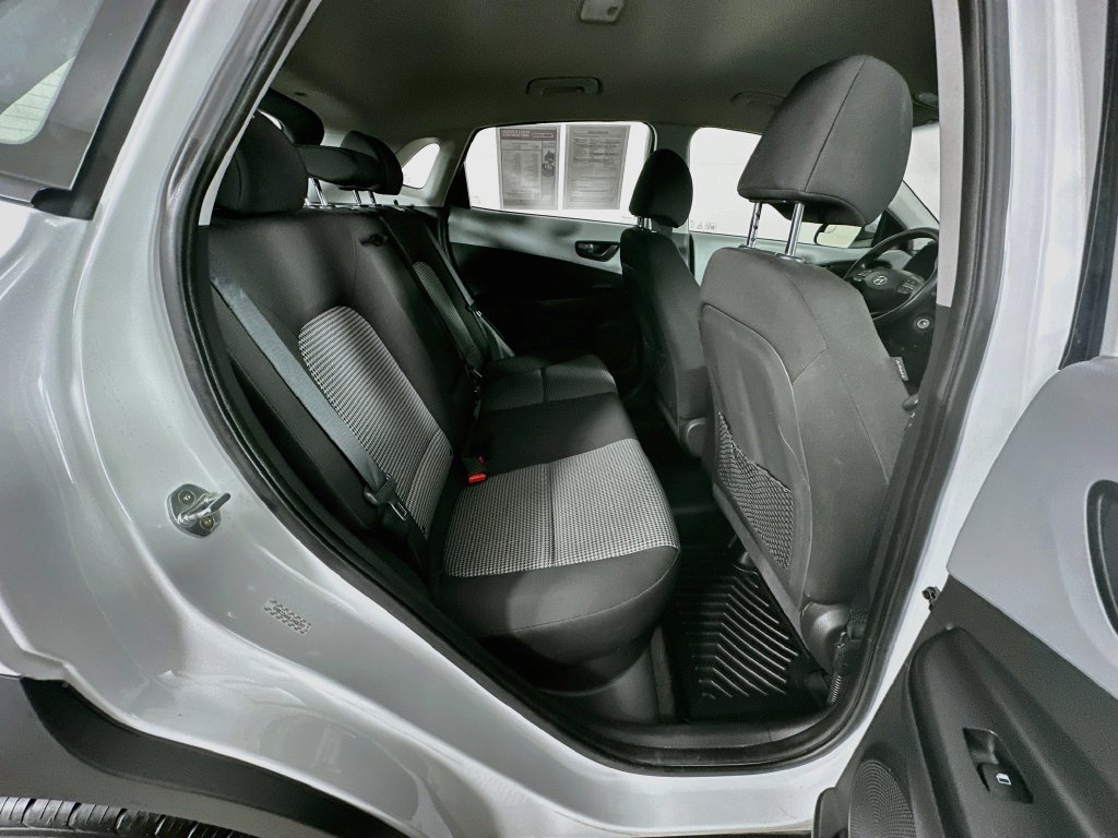 Used 2020 Hyundai Kona SE FWD image 30