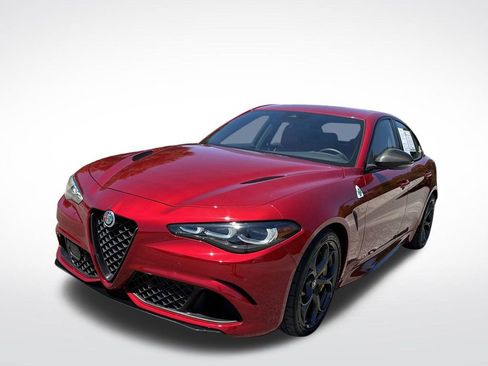 Used 2024 Alfa Romeo Giulia Quadrifoglio RWD image 1