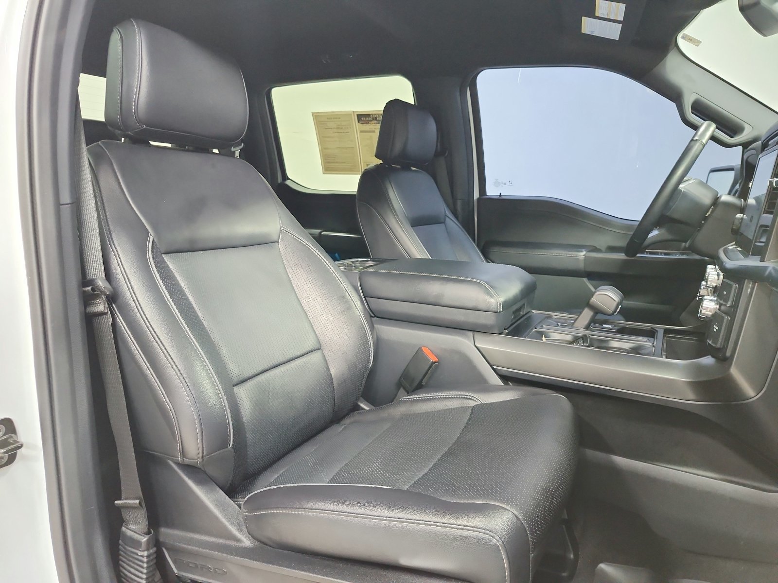Used 2024 Ford F150 Lariat AWD/4WD image 40