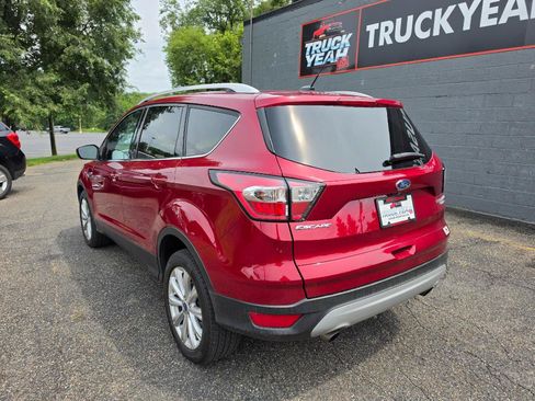 Used 2017 Ford Escape Titanium AWD/4WD image 3
