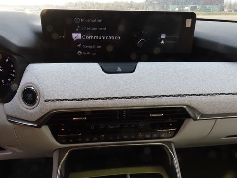 Certified 2025 MAZDA CX-90 3.3 Turbo S w/ Premium Plus image 25